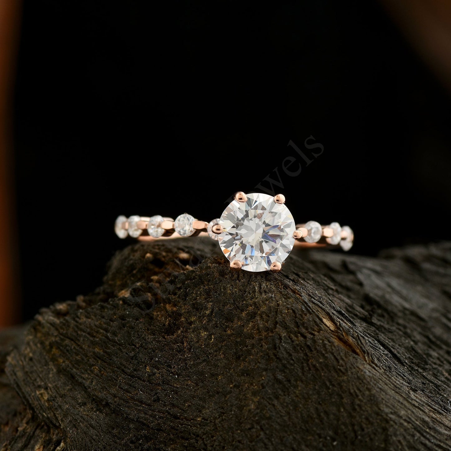 Round Cut Solitaire Ring