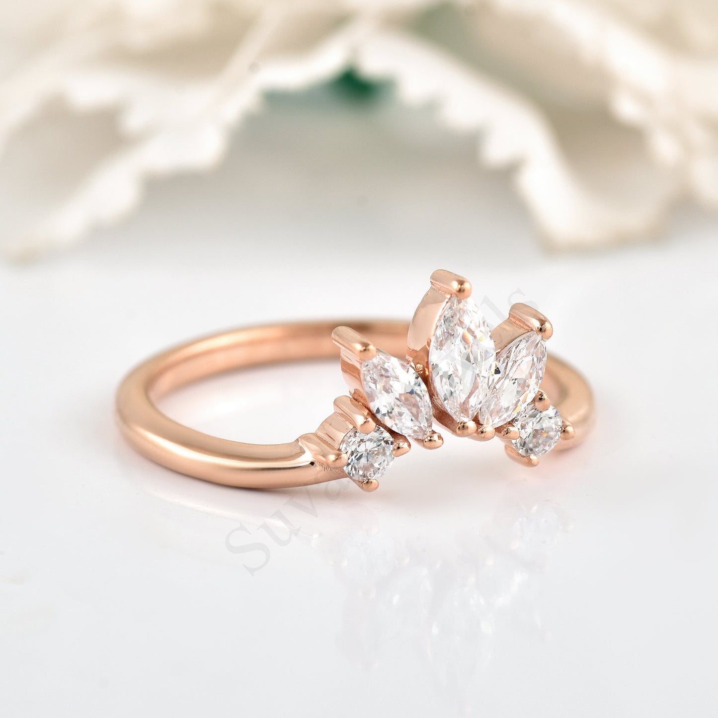 Curved Matching Band