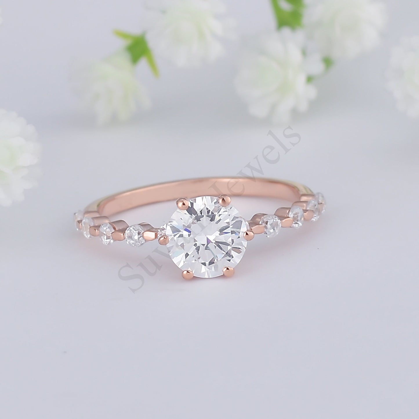 Round Cut Solitaire Ring