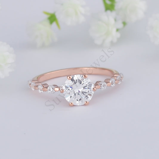 Round Cut Solitaire Ring