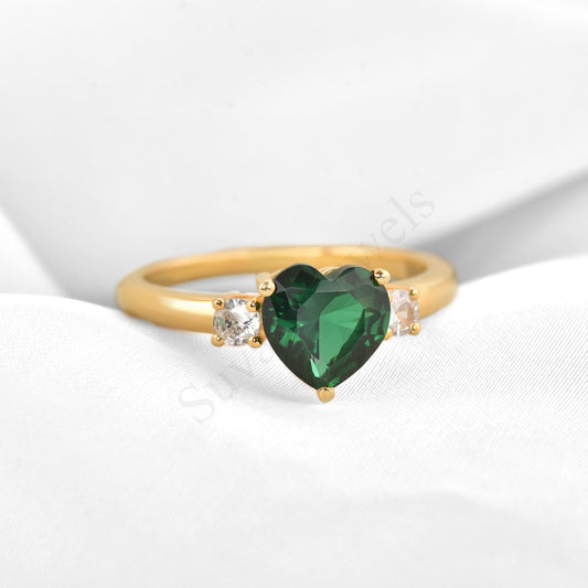 Emerald Heart Ring