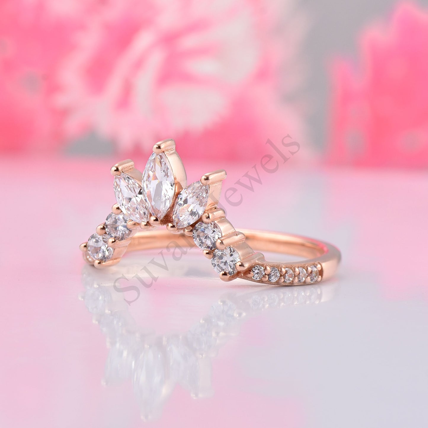 Curved Matching Band