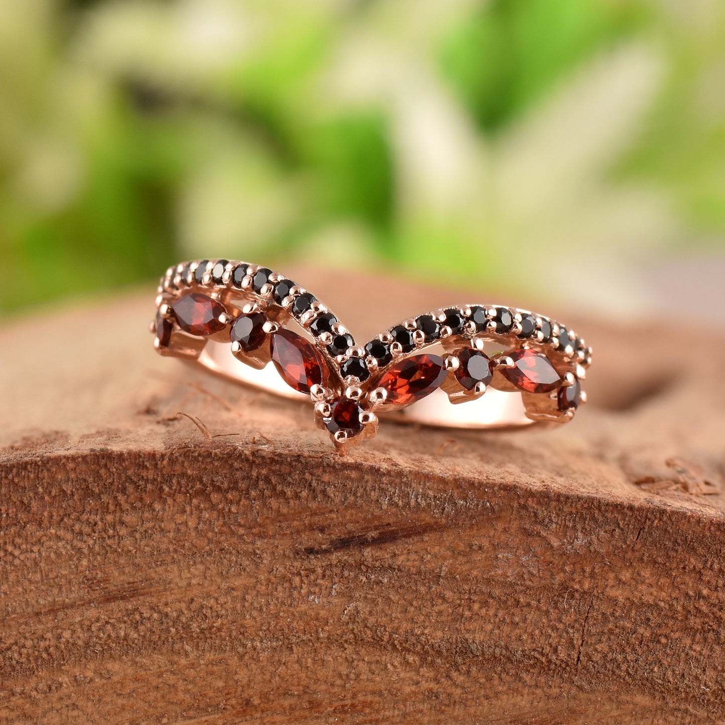 Garnet Curved Engagement ring