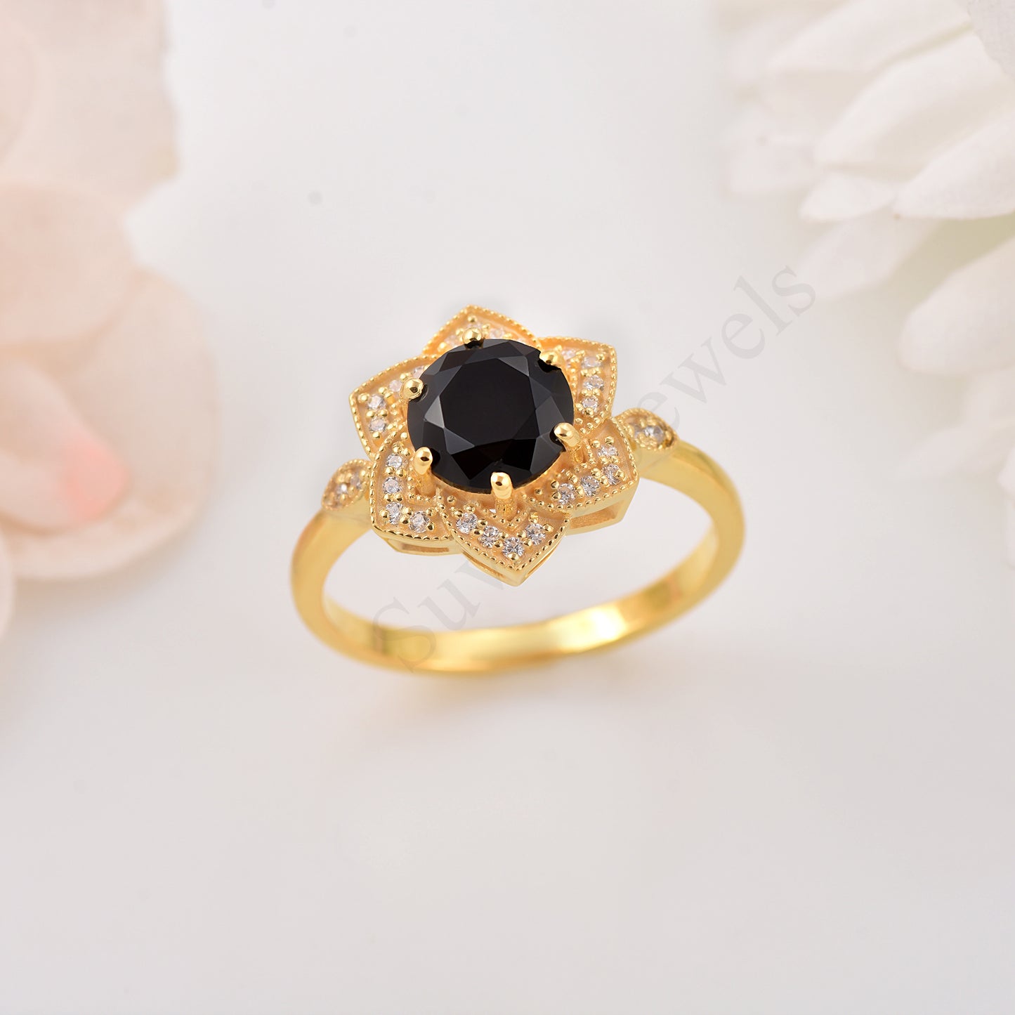 Vintage Black onyx Engagenent Ring