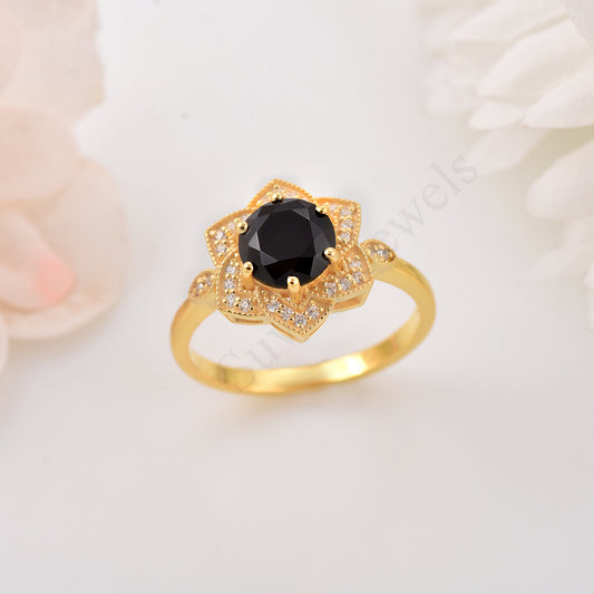 Vintage Black onyx Engagenent Ring