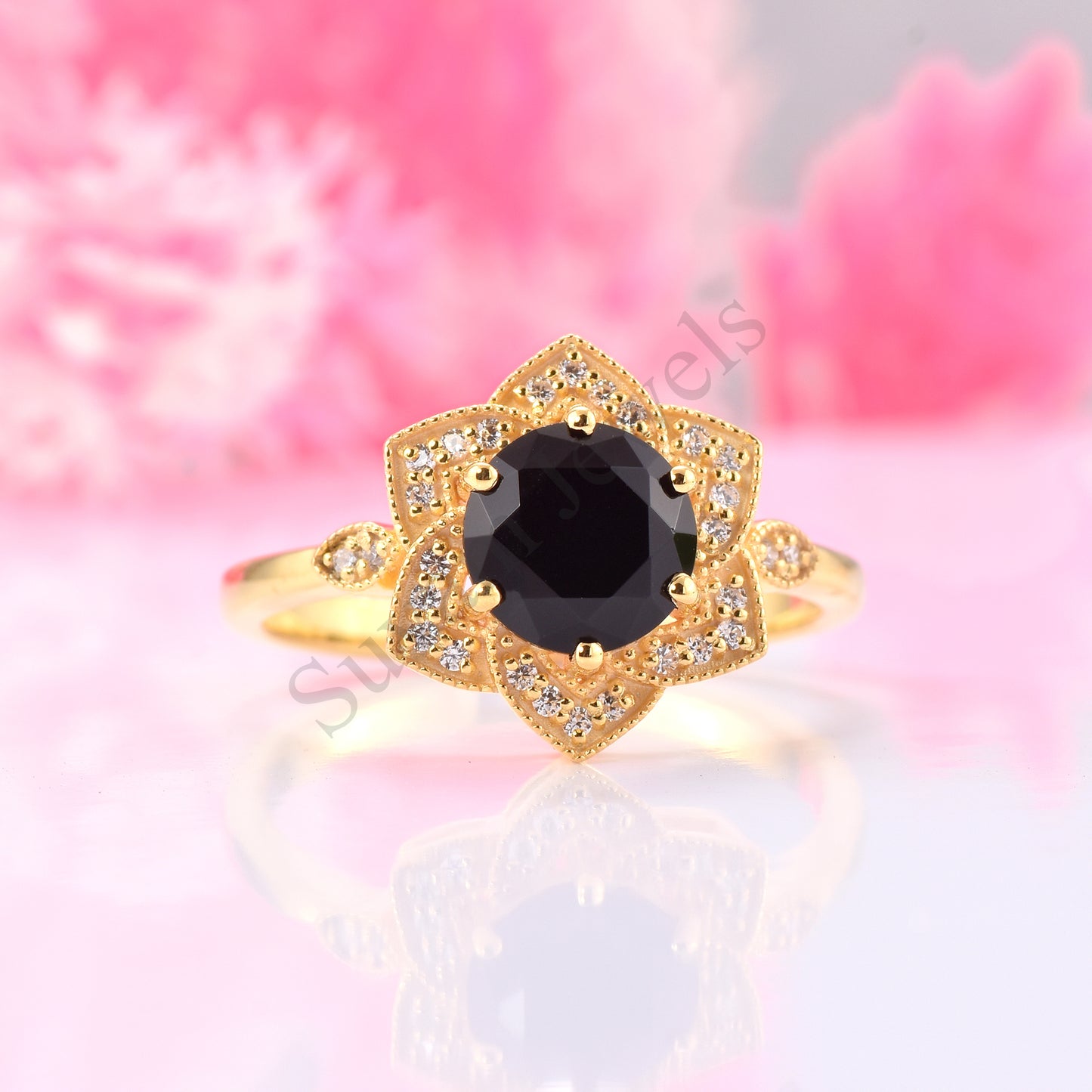 Vintage Black onyx Engagenent Ring