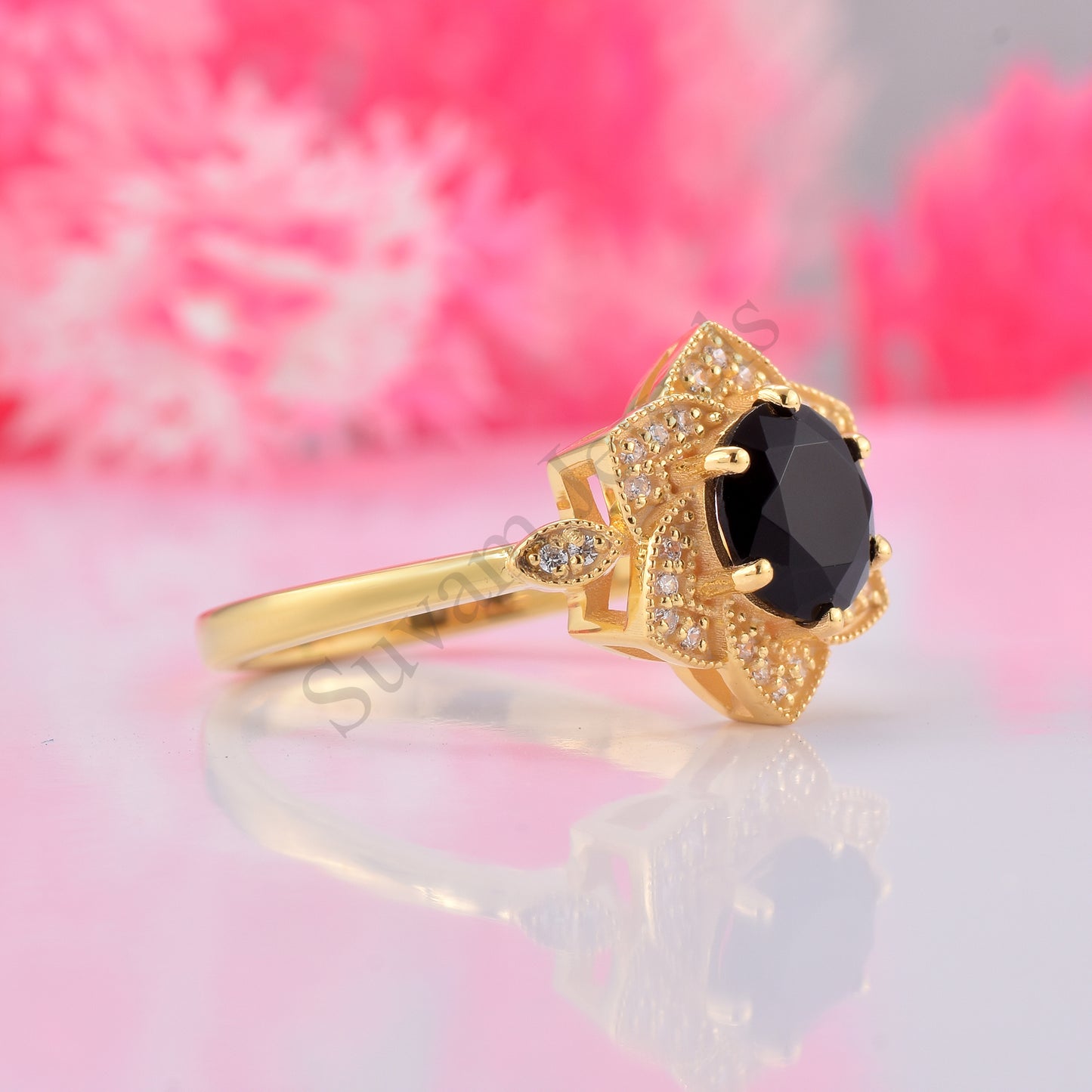 Vintage Black onyx Engagenent Ring